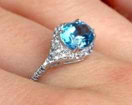 Silver Ring NATALIE Blue Topaz 6 x 8 mm