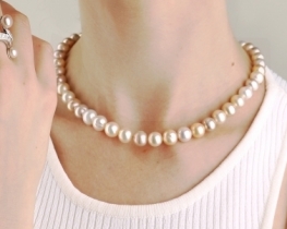 Pearl Necklace Four Seasons 10 -11 mm