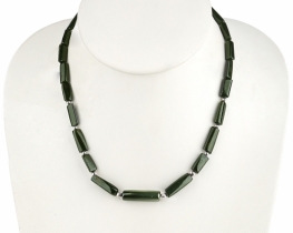 Silver Necklace Green Tourmaline 10 x 18 mm