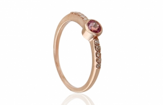 Pink Sapphire Ring & Diamonds - Pink Gold 14 K