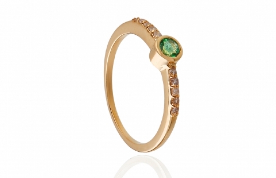 Gold Ring with Emerald 3.5 mm & 10 Diamonds