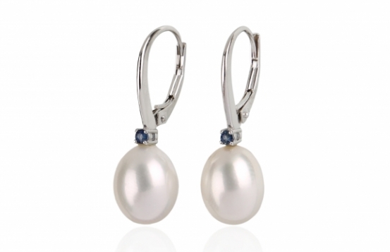Silver Pearl Earrings LICINIA 9 x 11 mm