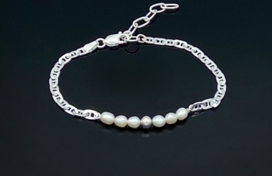 Silver Bracelet with Freshwater Pearls Mariner