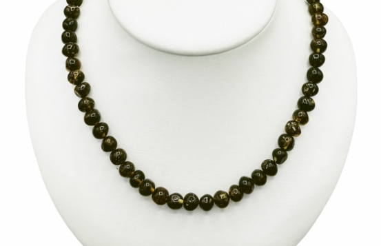 Green Amber Necklace 7,5 mm