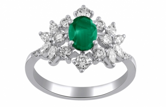 White Gold Ring Emerald & Diamonds