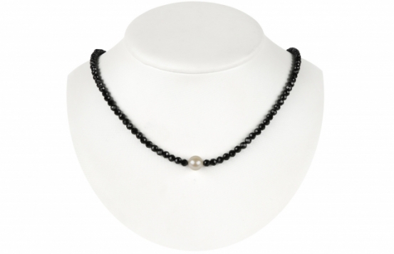 Necklace Black Spinel & White Pearl Evita