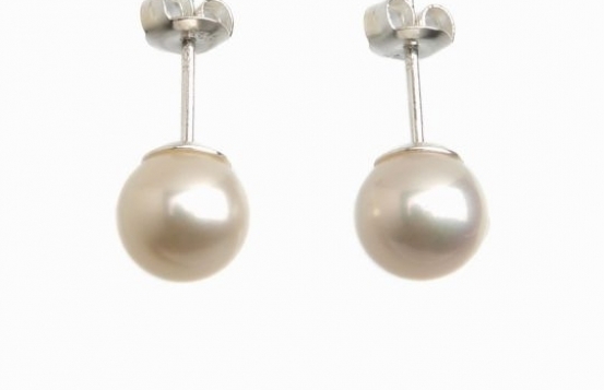 Silver round Pearl Earrings Miramar 7 mm