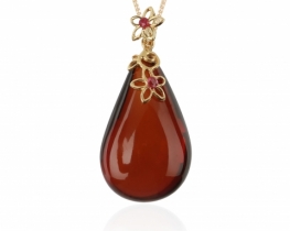 Gold Pendant Cherry Amber & Ruby