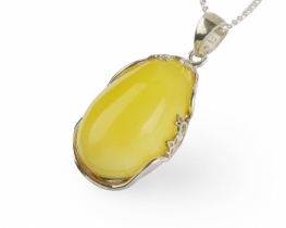 Silver Pendant Honey Amber EOWYN