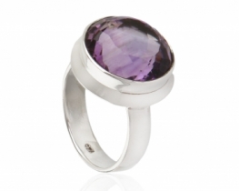 Silver Amethyst Ring BRILIANTINA