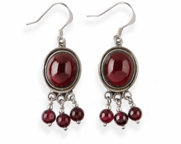 Silver Earrings VENERA Garnet 10 x 14 mm