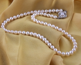 Pearl Necklace MIRAMAR Snow White 6 mm