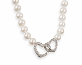 Pearl Necklace Love Heart