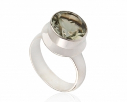 Silver Ring BRILIANTINA Green Amethyst