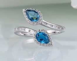 Silver Ring Serpenti with Blue Topaz