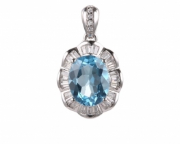 Pendant LB Blue topaz with Baguette 