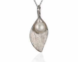 Silver Pendant with Pearl LILY