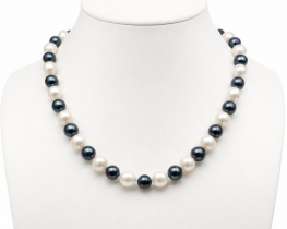 Biserna ogrlica črni in beli biseri 10 mm