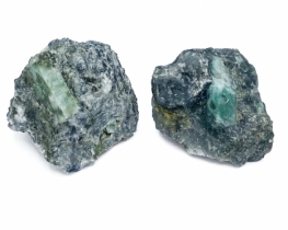 Smaragd naravni kristali - več velikosti
