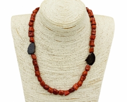 Necklace Coral and Garnet Natura