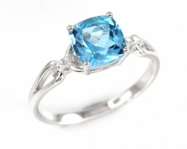 Srebrn prstan modri topaz LOVE BLUE 7 mm