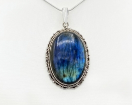 Silver Pendant Labradorite Ornament