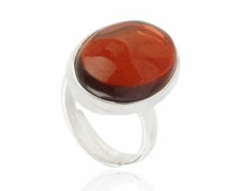 Baltic Amber Ring Cherry 18 x 13 mm. 