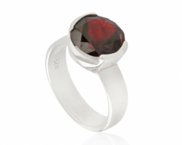 Silver Ring BRILLIANTINA - Garnet 10 mm