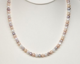 Pearl Necklace Four Seasons 7 mm