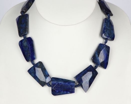 Necklace LAPIS Lazuli 27 x 35 mm