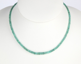 Necklace EMERALD 3 -6 mm