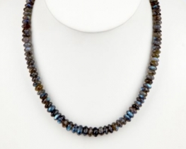 Labradorite Necklace Pauline