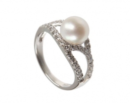 Silver Ring LOVE PEARL