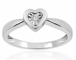 White Gold Diamond Ring Sweetheart