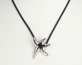 Srebrna ogrlica - obesek morska zvezda na vrvici