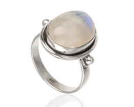 Silver Ring ARIES Rainbow Monnstone