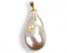 Gold Pearl Pendant TWIN 16 x 31 mm