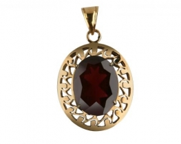 Gold Pendant with Garnet