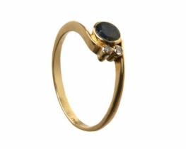 Gold ring Blue Sapphire & Diamonds