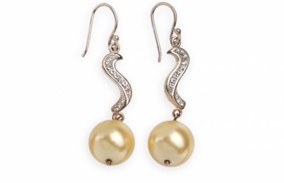 Silver Earrings with Golden Pearl Nut