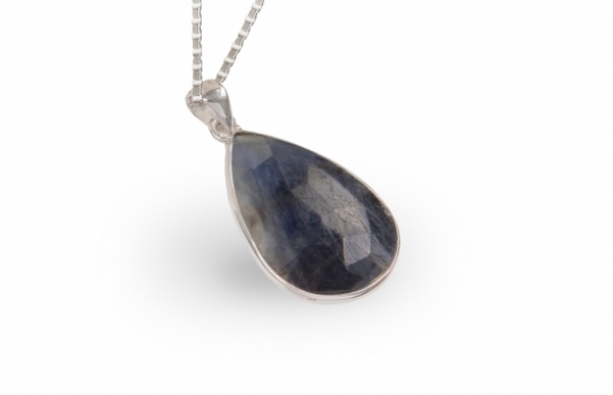 Silver pendant Blue sapphire 18 x 25 mm