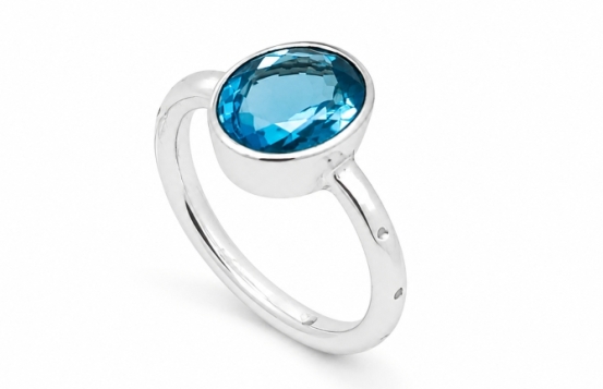 Prstan Modri topaz AZZURRO 10 × 12 mm