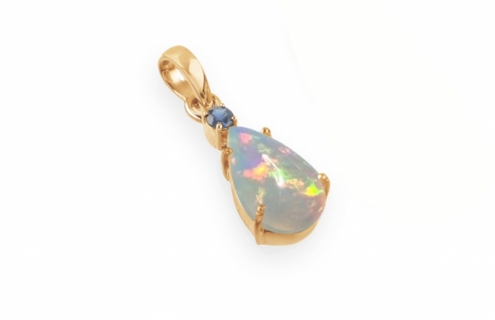 Gold Pendant Crystal Opal & B. Sapphire