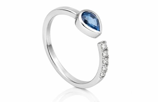 Gold Ring CEYLON Blue Sapphire & Diamonds