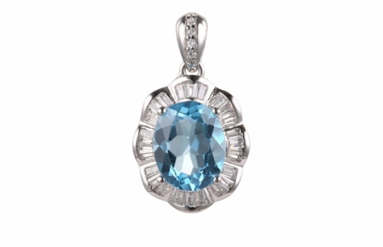 Pendant LB Blue topaz with Baguette 