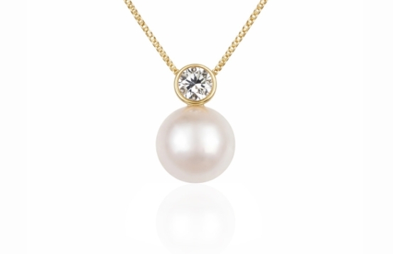 AURELIA Lumière Pearl Pendant