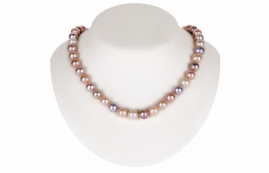 Pearl Necklace FOUR SEASONS 8 - 9 mm