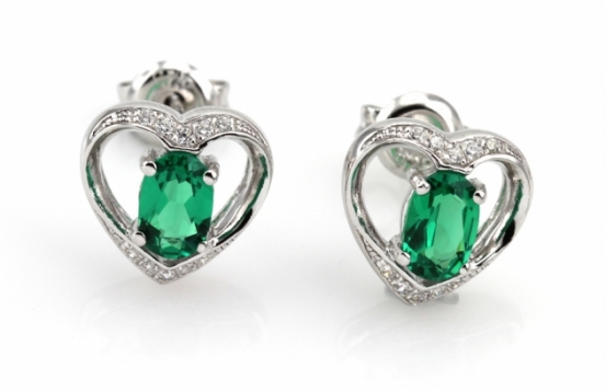 Silver earrings LOVE HEART with Emerald