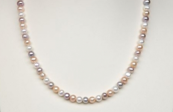 Pearl Necklace Four Seasons 7 mm