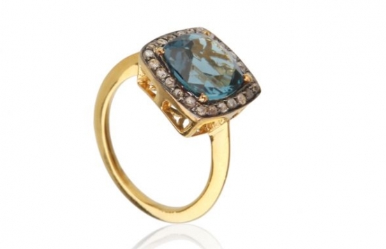Zlat prstan LONDON BLUE Q 12 mm z diamanti